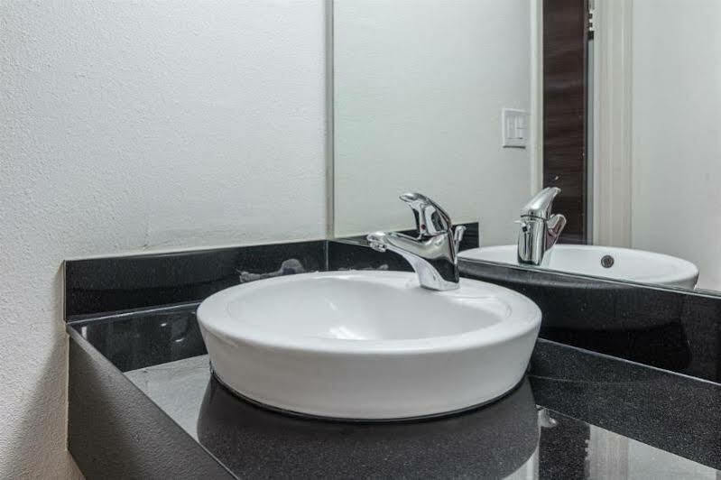 Oyo Hotel Texarkana North Heights Ar Hwy I-30 Εξωτερικό φωτογραφία